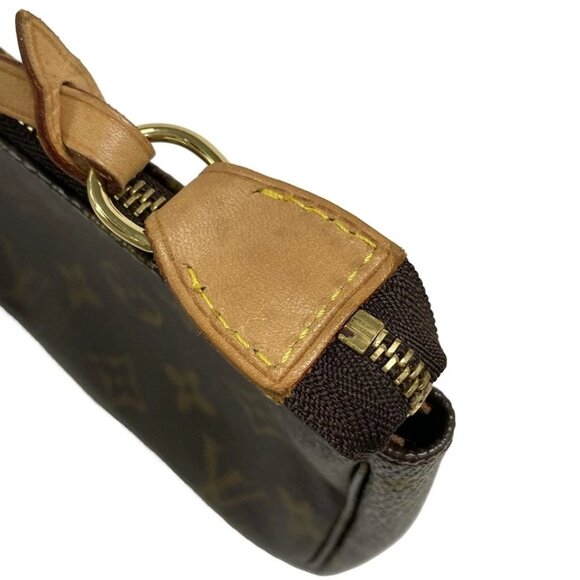 LOUIS VUITTON Pochette Accessoires Monogram - Handbag 713-080525 - Picture 8 of 14